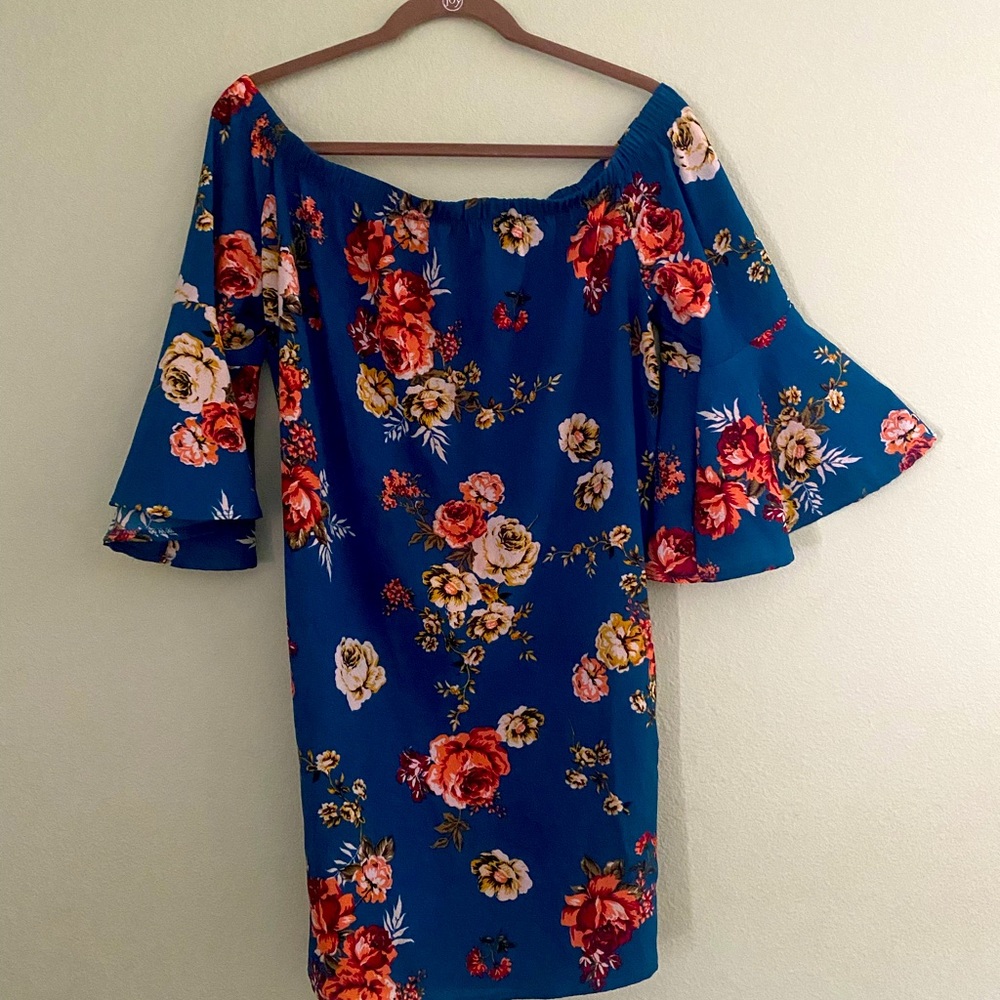 Off the Shoulder Blue Floral Print Dress with Bell Sleeves